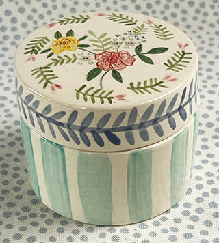 Pottery * Small Round Box * Rose Bunch