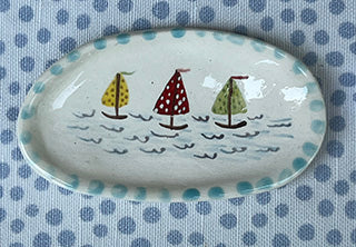 Wee Dish * Rainbow Fleet