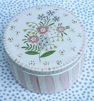 Boxes * Large 4 inch Ceramic Box * Big Bunch