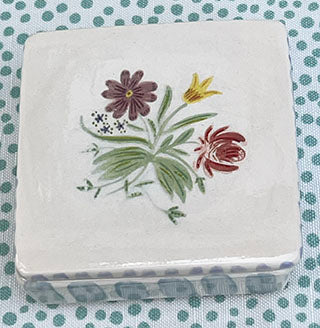 Boxes * 3 inch Square * Folk