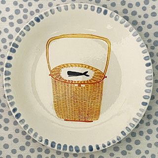 Pottery * Round dish * Nantucket Lightship Basket