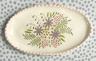 Dishes * 4 Inch Oval * Red Lilacs