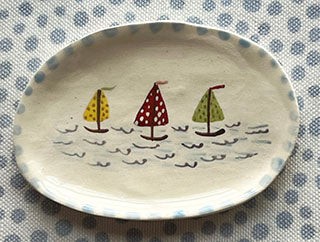 Pottery * Wee Dish * The Rainbow Fleet