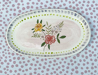 Pottery * Oval Dish * Rose Bunch