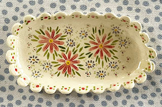 Dishes * 3 Inch Scalloped * Pink Bouquet