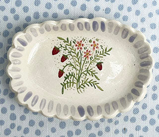 Scalloped Dih * Strawberry