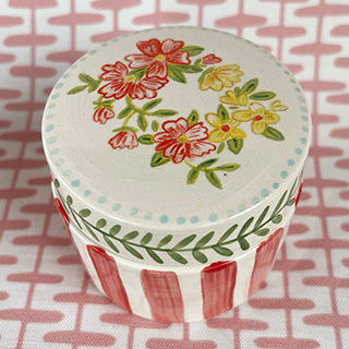 Boxes * Small Round Box * Circle Flower