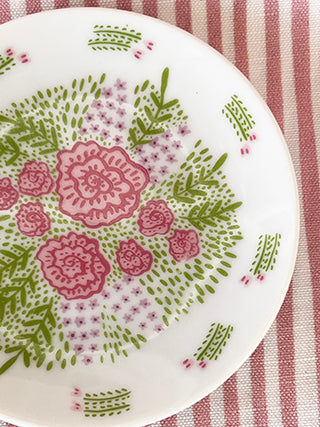 SALE! * 4 inch China Dish * Rose Bouquet